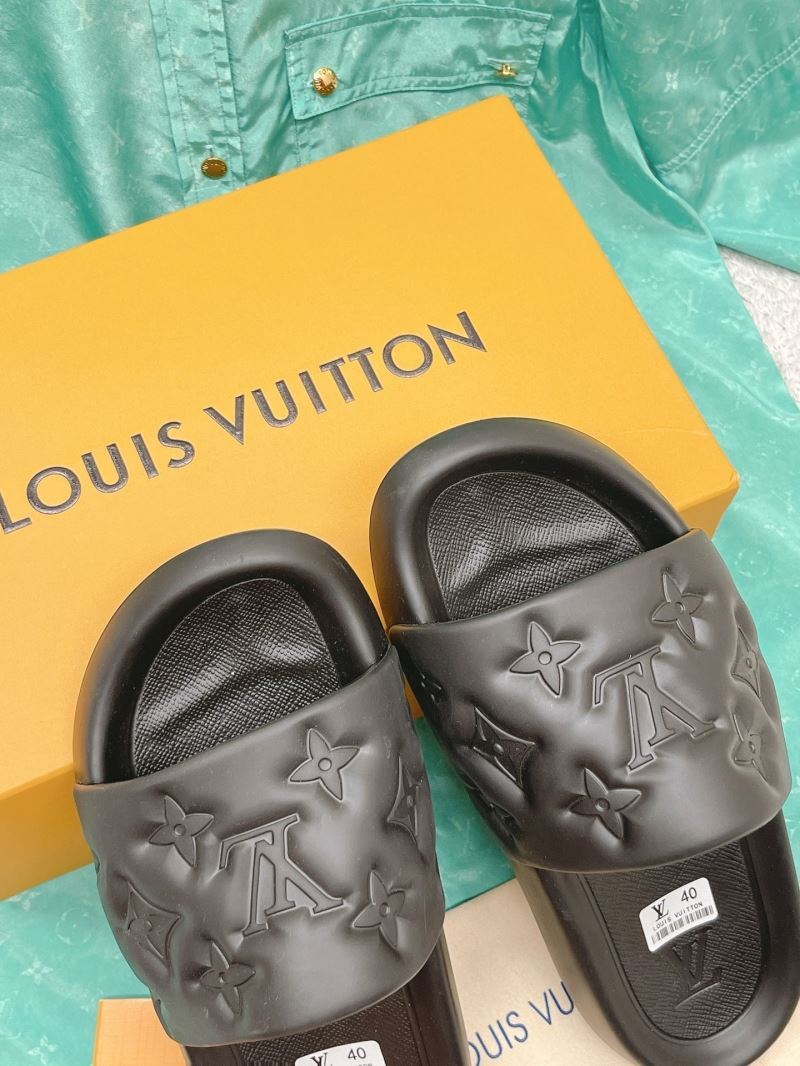 Louis Vuitton Slippers